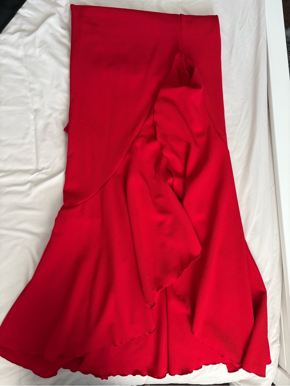 PrettyLittleThing One-Shoulder Red Ruffle High-Low Gown - Picture 6 of 6
